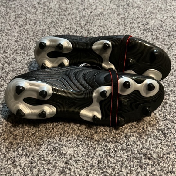 New Adidas Men's Copa Gloro 19.2 FG Soccer Cleats Black/Red Size 7 NWT - Picture 6 of 8
